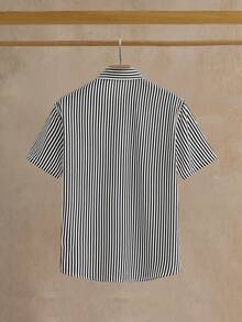 Manfinity NXTstreet 3 件套年轻男士休闲宽松梭织短袖白黑蓝衬衫，日常穿着多件装 - 彩色 - 查看 7