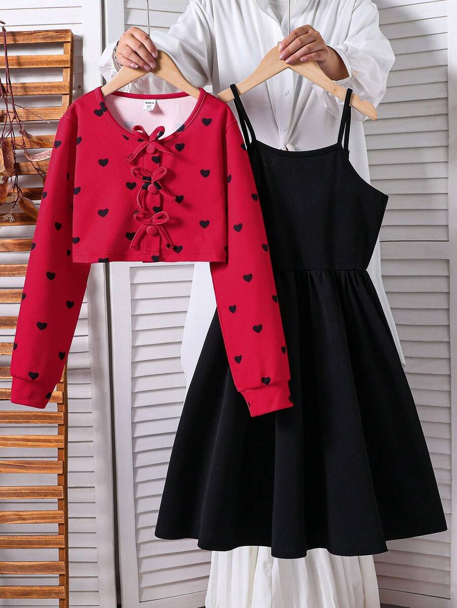 SHEIN 两件套少女优雅爱心印花蝴蝶结装饰开衫外套+简约吊带裙套装,适合日常穿着、情人节派对、拍照等场合 - 紅色 - 查看 1