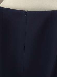 GlowEve 藏蓝色女士收腰直筒半身裙，前开衩设计，仿翻盖口袋，优雅中长裙