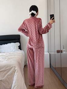 SHEIN Women's Turndown Collar Cardigan, Heart Jacquard Velvet Pajama Set With Long Sleeve And Long Pants Heart Print Pajamas Pink Pajama Set Soft Pajama Set, Fall & Winter Clothes Velvet Pajamas Soft Pajamas Pajama Set Heart Print Pajama Set Two Piece - Dusty Pink - View 4