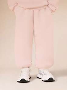 SUMWON 女童荷叶边袖蝴蝶印花卫衣和运动裤套装，休闲度假装 - 粉色 - 查看 4