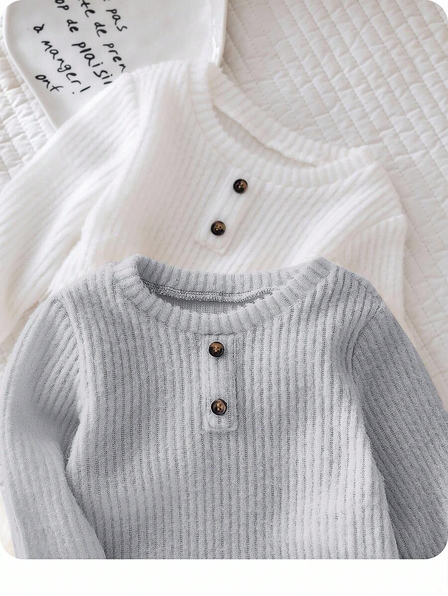 SHEIN 2pcs Newborn Baby Boy/Girl Grey & White Autumn/Winter 2 Pieces Set, Vintage Casual Basic Decorative Button Crew Neck Long Sleeve Textured Knit Ribbed Pullover, Versatile & Stylish For Home & Outings