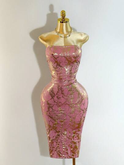 Mistrie Vestido versátil y sexy con estampado en caliente de color rosa sin tirantes