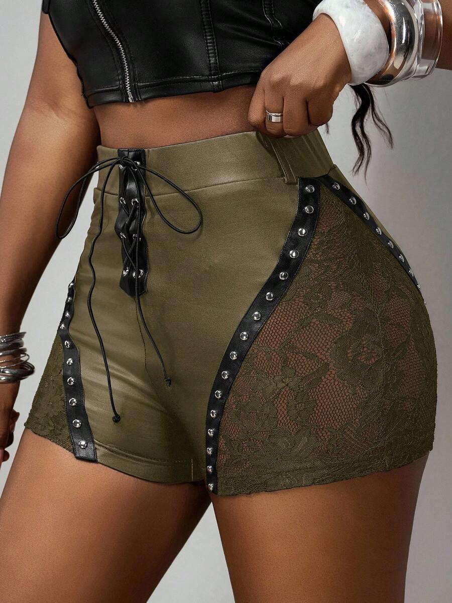 Slaydiva Quần short nữ mùa hè mới, phong cách thường ngày, năng động, gợi cảm, kiểu Y2K, thích hợp cho hẹn hò, sinh nhật, tiệc tùng. Chất liệu PU phối ren, đính đinh tán, hàng cúc giả phía trước và khoen trang trí. Quần short đen PU, quần siêu ngắn bó sát, quần mini, quần short nữ màu kaki, quần short gợi cảm, quần short đính đá, quần short buộc dây. - xanh quân đội - Xem 1