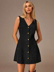 Avantive Women's Minimalist Front Button V-Neck Sleeveless Mini Dress, Summer - Black - View 6
