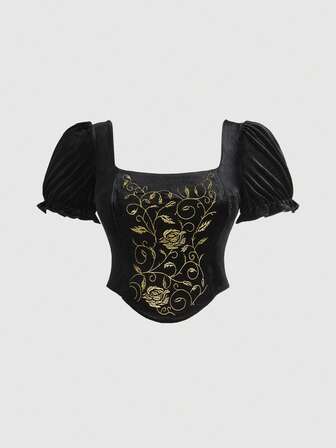 Top carré en velours avec broderie de vigne de rose dorée dans un style gothique