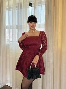 Lyrianda 大码蕾丝吊带连衣裙，秋冬 - 酒紅色 - 查看 4