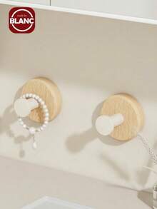 Minimalist Wooden Style, Suitable For Bedroom, Bathroom, Foyer And Other Scenes, Retains Natural Wood Tone, No Excessive Patterns, Compact Hook Shape, Smooth Edges, Wall-Mounted Hanging Hooks Won't Damage Walls, Strong Adhesive Bathroom Hooks, Hanging Clothes Rack, Wall-Mounted Wooden Hooks, No Drilling Required