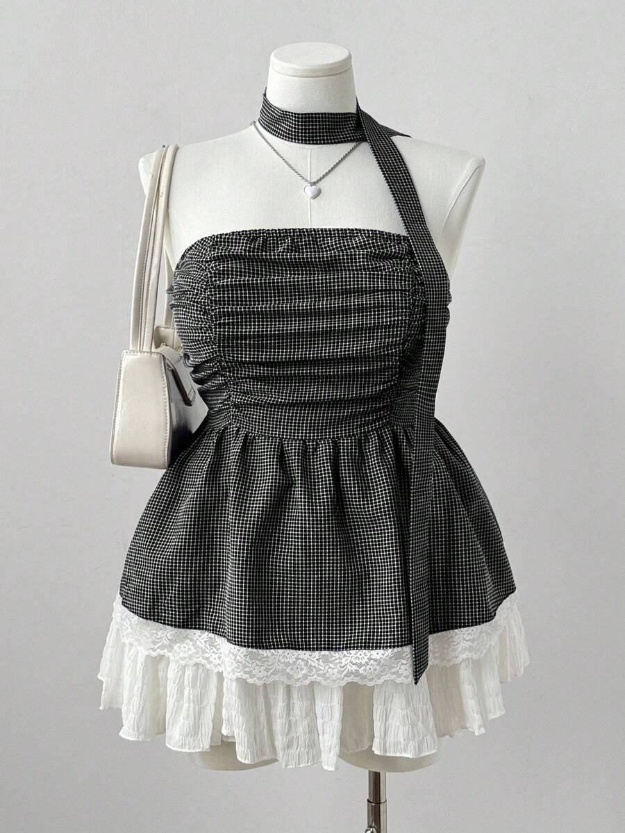 Sunspun Top bandeau corto con detalle de tirantes a cuadros y dobladillo de encaje para tallas grandes