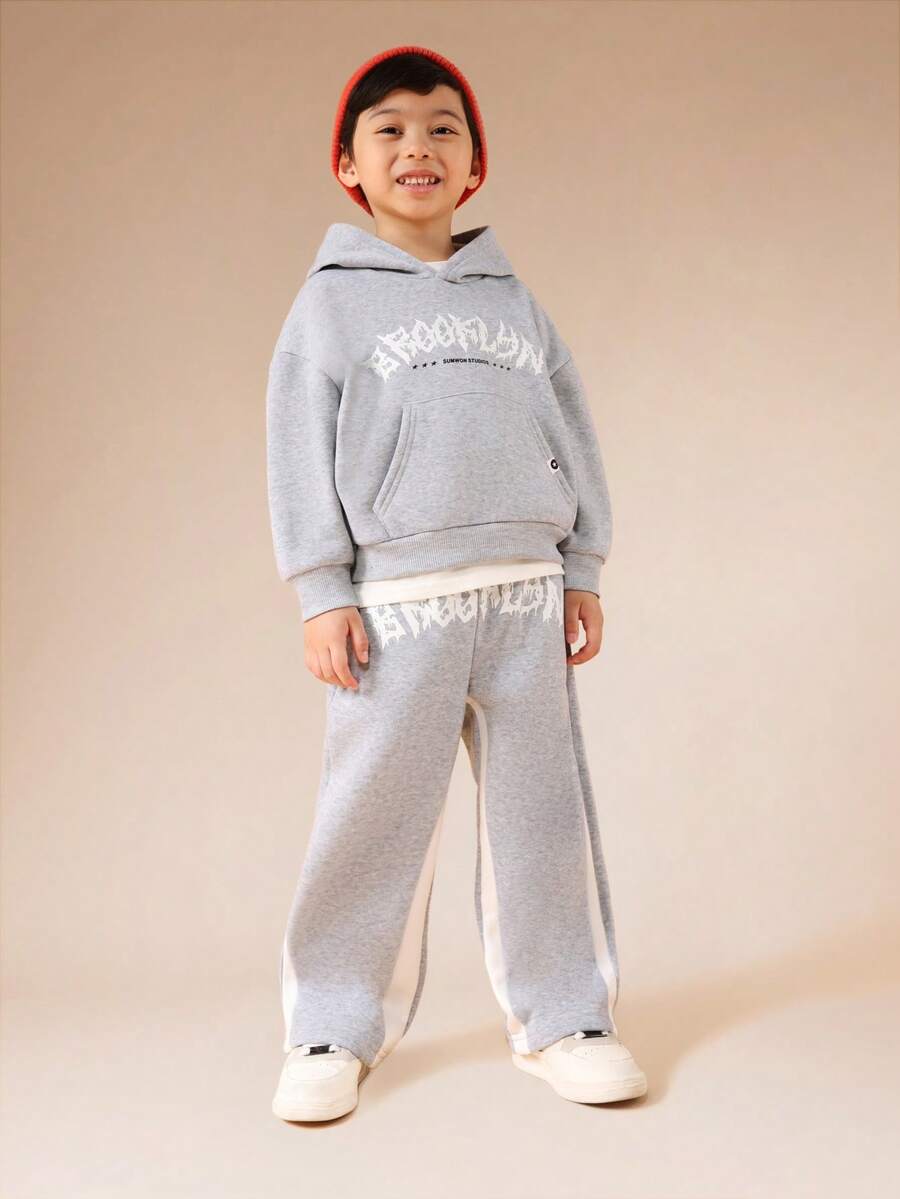 SUMWON Boys Hooded Sweatshirt And Jogger Set With Centre Pocket Flare Leg Casual Outfit Winter Streetwear Vacation - Light Grey - View 1
