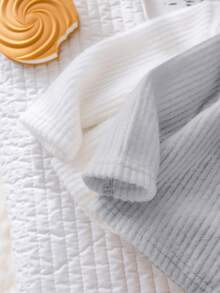 SHEIN 2pcs Newborn Baby Boy/Girl Grey & White Autumn/Winter 2 Pieces Set, Vintage Casual Basic Decorative Button Crew Neck Long Sleeve Textured Knit Ribbed Pullover, Versatile & Stylish For Home & Outings