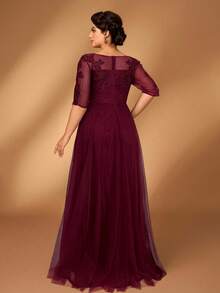 Serin 大码夏季浪漫优雅圆领七分袖蕾丝撞色网纱A字下摆奢华贴花连衣裙，适合晚宴、约会、舞会、单身派对、音乐节、度假、婚礼、新娘母亲礼服、情人节等场合。 - 酒紅色 - 查看 2