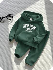 SHEIN 2件套婴儿男女宝宝可爱字母印花抓绒连帽衫和裤子运动套装，男女宝宝冬季服装 - 綠色 - 查看 3