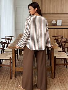 EMERY ROSE Bộ đồ vest in hoa màu tương phản cổ bẻ tay áo cài nút cỡ lớn cho nữ - Nhiều màu - Xem 2