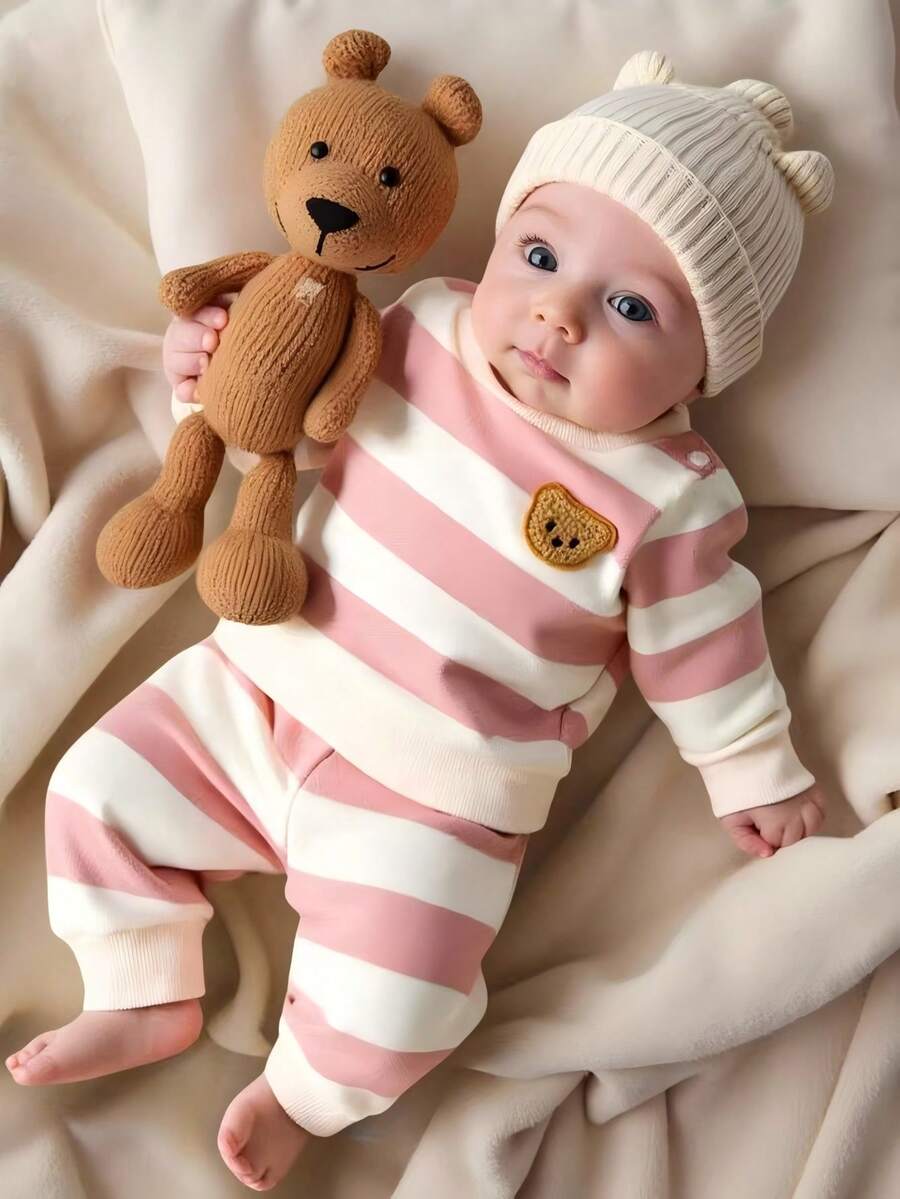 SHEIN Áo thun nam sơ sinh cổ tròn tay dài họa tiết gấu bông sọc đen trắng kết hợp với quần cùng màu, thời trang, giản dị, đơn giản và dễ thương - Hồng - Xem 1