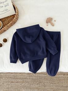 SHEIN 2pcs Baby Boy/Girl Cute Letter Print Fleece Hoodie And Pants Tracksuit Set, Autumn/Winter