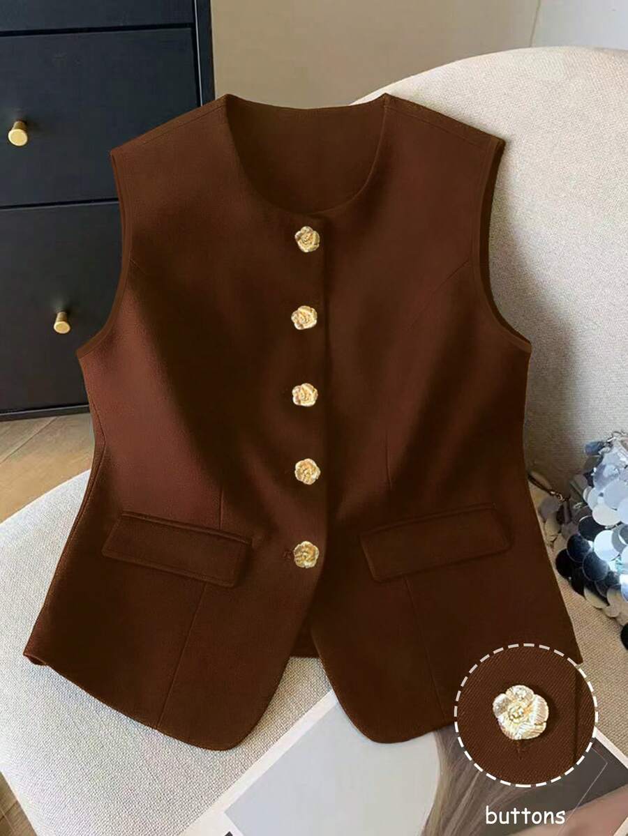GlowEve Camiseta de tirantes elegante y versátil con cuello redondo y botones delanteros para mujer - Café integral - Ver 1