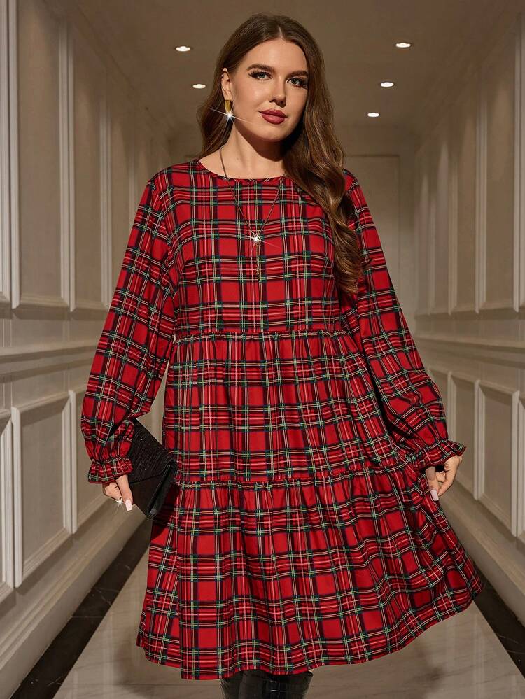 プラスサイズ レディース チェック柄 ラウンドネック 長袖 フリルヘム カジュアルドレス