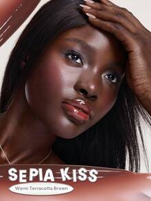 SHEGLAM Glass Lock Air 唇彩-Sepia Kiss 品牌 美容 化妝 化妝品 適合女性與女孩 完美搭配冬季春季 Y2K 時尚 流行 生日禮物 假期 派對準備就緒 最佳顏色 - Sepia Kiss - 查看 5