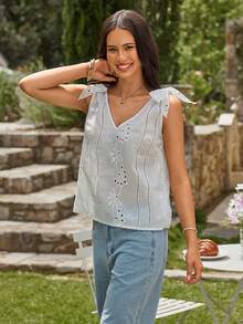 KARISMINA 女士刺绣镂空肩部系带无袖休闲衬衫 - 白色 - 查看 4