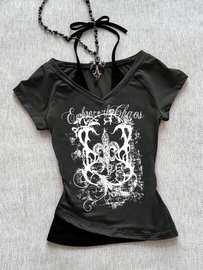 Attitoon 女士休闲复古朋克极简风印花T恤，饰有花卉英文字母做旧图案，V领露背系带短袖修身深灰色撞色短袖T恤，适合秋冬季穿着，舒适透气。