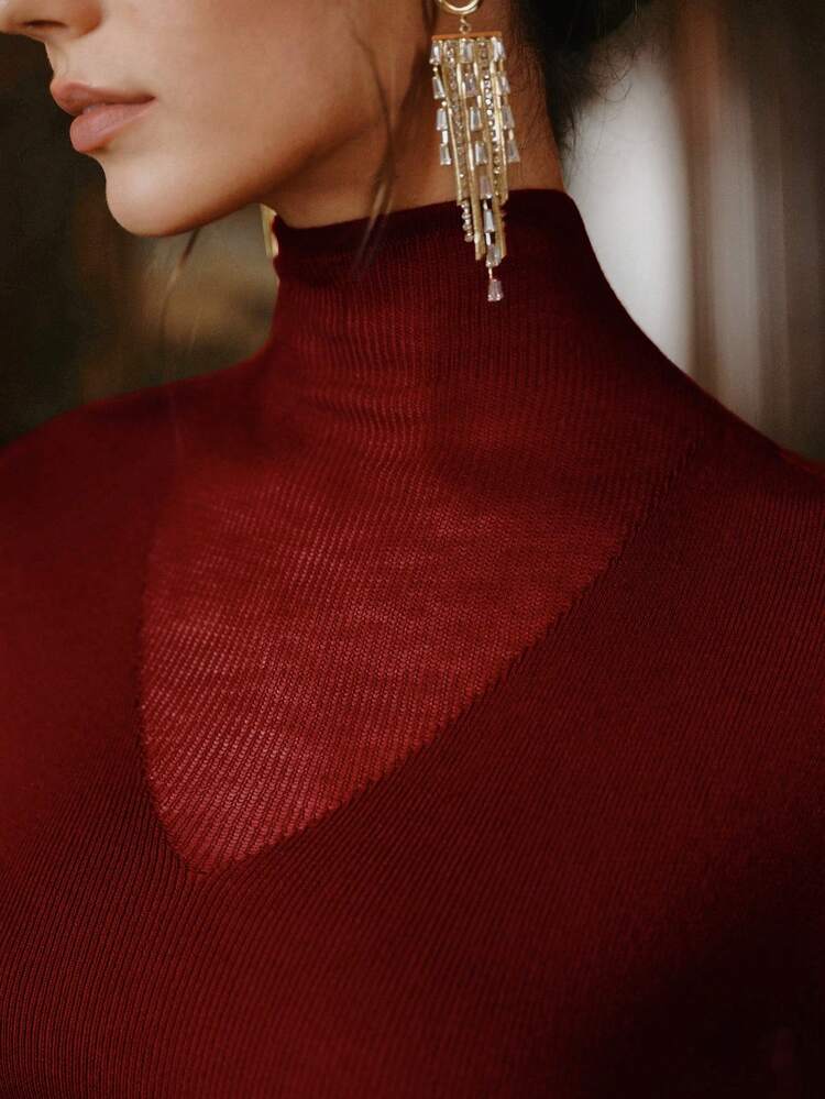 Elegant V-Neck Solid Color Knitted Slim Fit Stand Collar Sweater For Women, Autumn/Winter