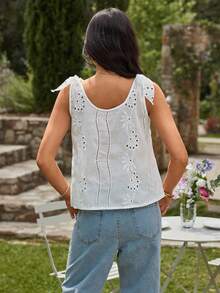KARISMINA 女士刺绣镂空肩部系带无袖休闲衬衫 - 白色 - 查看 2
