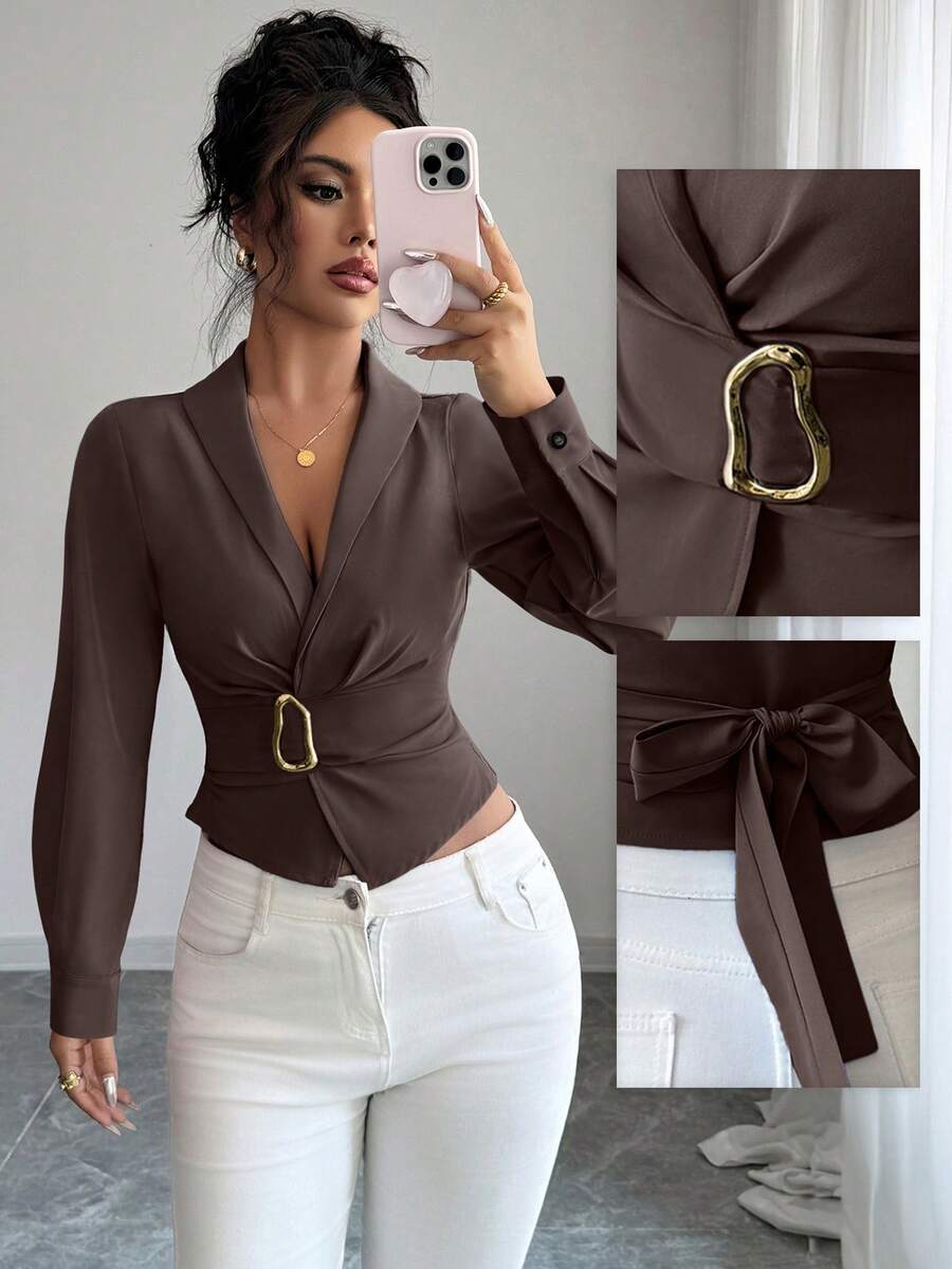 Elenzga Blusa ajustada con decoración metálica de unicolor, adecuada para ir al trabajo - Café integral - Ver 1