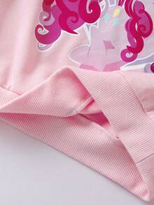 My Little Pony X SHEIN 小女孩卡通可爱粉色小马、彩虹、爱心印花荷叶袖卫衣，秋冬款
