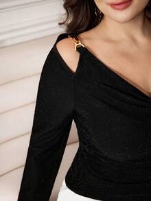 Modelyn Plus Size Women's Solid Color Metal Shoulder Connection Cold ShoulderFashion T-Shirt - Black - View 6