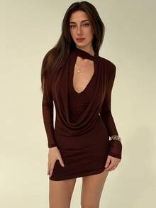 Aloruh 棕色性感年轻女士秋冬新款网纱立领深V领双面修身长袖迷你连衣裙 - 棕色 - 查看 4