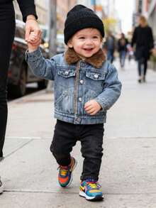 SHEIN Áo khoác cardigan denim cổ bẻ tay dài dáng rộng unisex cho bé trai, thích hợp cho các hoạt động thường ngày, tụ họp cuối tuần, cắm trại ngoài trời, phong cách thường ngày ở trường học, size 6M-3T. Áo khoác denim cho bé trai, áo khoác denim cho bé, áo khoác denim cho bé trai, áo khoác denim, áo khoác jeans cho bé, áo khoác denim kiểu Hàn Quốc. - Nhiều màu - Xem 1