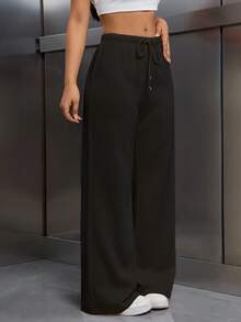 SHEIN PETITE 女士弹力腰直筒黑色长裤，适合春季、秋季、冬季、感恩节、新年、万圣节、休闲、优雅、通勤、圣诞节等场合穿着。 - 黑色 - 查看 3