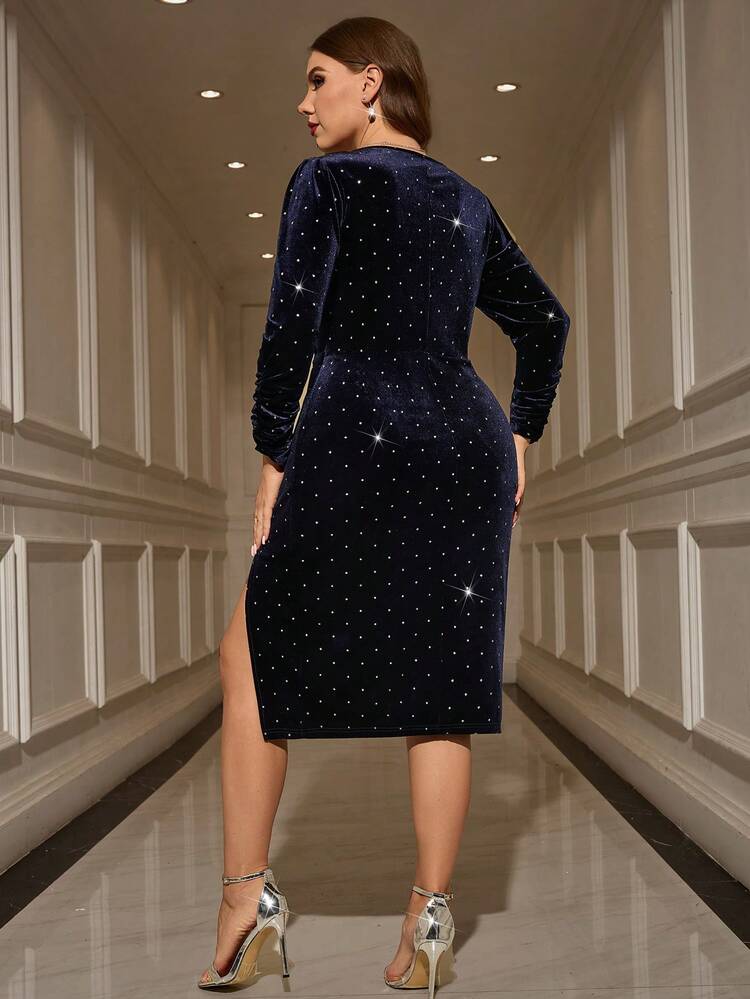Plus Size Women V-Neck Rhinestone Embellished Long Sleeve Elegant Dress  Elegant Dresses For Party ,Autumn/Winter,Going Out Outfits,2025 New Clothes,Simple And Fashionable For Everyday Wear, Plus Size Winter Clothes,New Year Dress Plus Size Elegant Dress Long Sleeve Velvet Dress