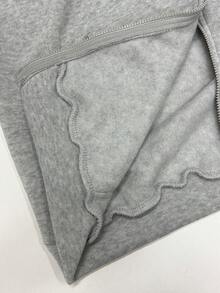 Sparklyn 2件套秋冬少女连帽衫套装，撞色英文印花图案拉链外套+配套长裤 - 撞色印花混搭街头风，保暖针织面料连帽衫适合秋冬季节，略微宽松的版型留有成长空间，充满活力的校园和街头风格！ - 灰色 - 查看 8