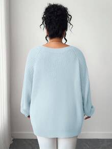 SHEIN Tall CURVE Plus Size Casual V-Neck Raglan Long Sleeve Pullover Sweater - Baby Blue - View 2