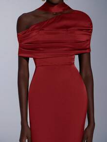 Elitara Elegant,Formal Burgundy Winter Bridesmaid Dress, Stretch Satin Fishtail Hem Trailing Fashionable Influencer Holiday Wedding Event - Red - View 4