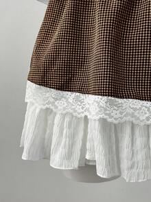 Sunspun 蕾丝下摆露脐上衣，格纹肩带细节