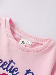 My Little Pony X SHEIN 小女孩卡通可爱粉色小马、彩虹、爱心印花荷叶袖卫衣，秋冬款