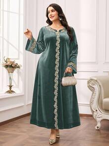 Al Najma Plus Size Women Elegant Vine Embroidery Arabic Style Dress