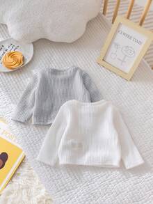 SHEIN 2pcs Newborn Baby Boy/Girl Grey & White Autumn/Winter 2 Pieces Set, Vintage Casual Basic Decorative Button Crew Neck Long Sleeve Textured Knit Ribbed Pullover, Versatile & Stylish For Home & Outings