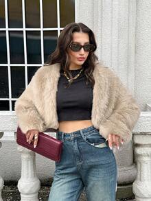 Firerie 女士时尚优雅简约酒红色仿皮草短外套，秋冬新款 - 卡其色 - 查看 8