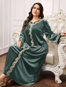 Al Najma Plus Size Women Elegant Vine Embroidery Arabic Style Dress