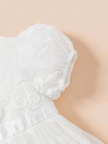 SHEIN Baby Girl Bubble Sleeve Mesh Splice Round Neck Dress And Hat Set