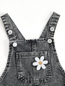 SHEIN ChillGRL Young Girl Floral 3D Decor Denim Bib Overalls Sunflower Girls Outfit Young Girl Outfit Set