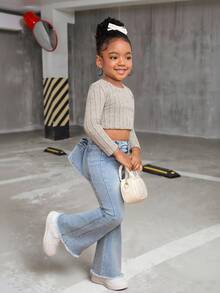 SHEIN 年轻女孩 Y2K 松紧腰蝴蝶结装饰蓝色喇叭牛仔裤，秋季、冬季、休闲时尚度假风，2000 年代风格，万圣节牛仔裤，圣诞节，后腰大蝴蝶结，甜美喇叭牛仔裤 - 深色水洗藍 - 查看 3