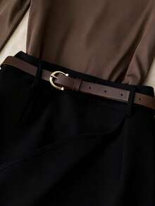 Franclia 休闲时尚通勤百搭黑色单肩褶皱长袖上衣搭配卡其色短裤/半裙（含腰带），女士两件套套装，适合春秋季穿着 - 棕色 - 查看 3