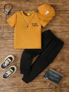 SHEIN 两件套：男童字母印花圆领短袖T恤和休闲工装裤 - 薑色 - 查看 4