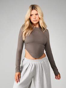 MISSGUIDED 秋冬季休闲日常穿着的弧形下摆长袖露脐上衣 - 灰色 - 查看 4