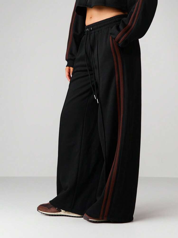 MISSGUIDED Pintuck Front Wide Leg Joggers For Women Fall Winter Comfort Sweatpants With Side Stripes